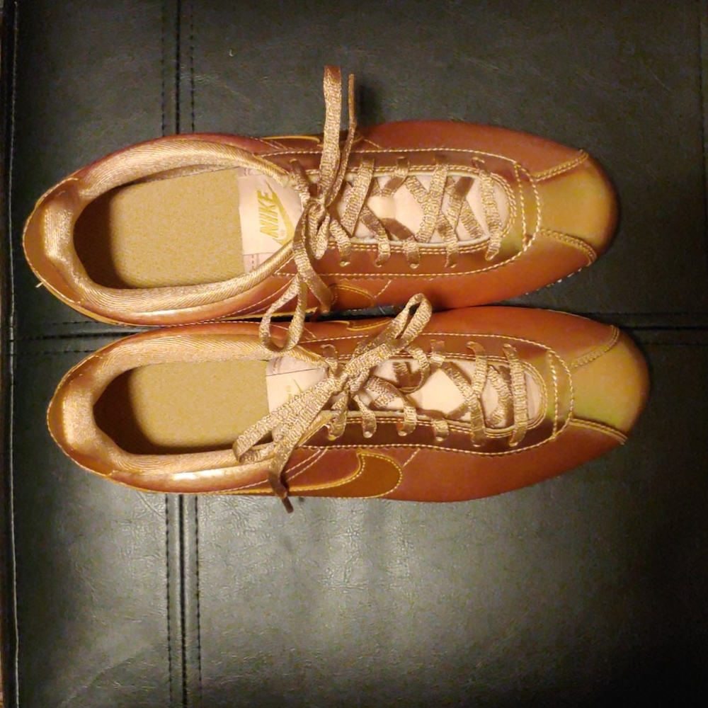 Nike Tennis shoes
